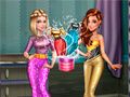Игра Облечи кукла за забава онлајн