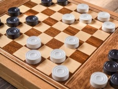 Игра Дама за два играчи онлајн